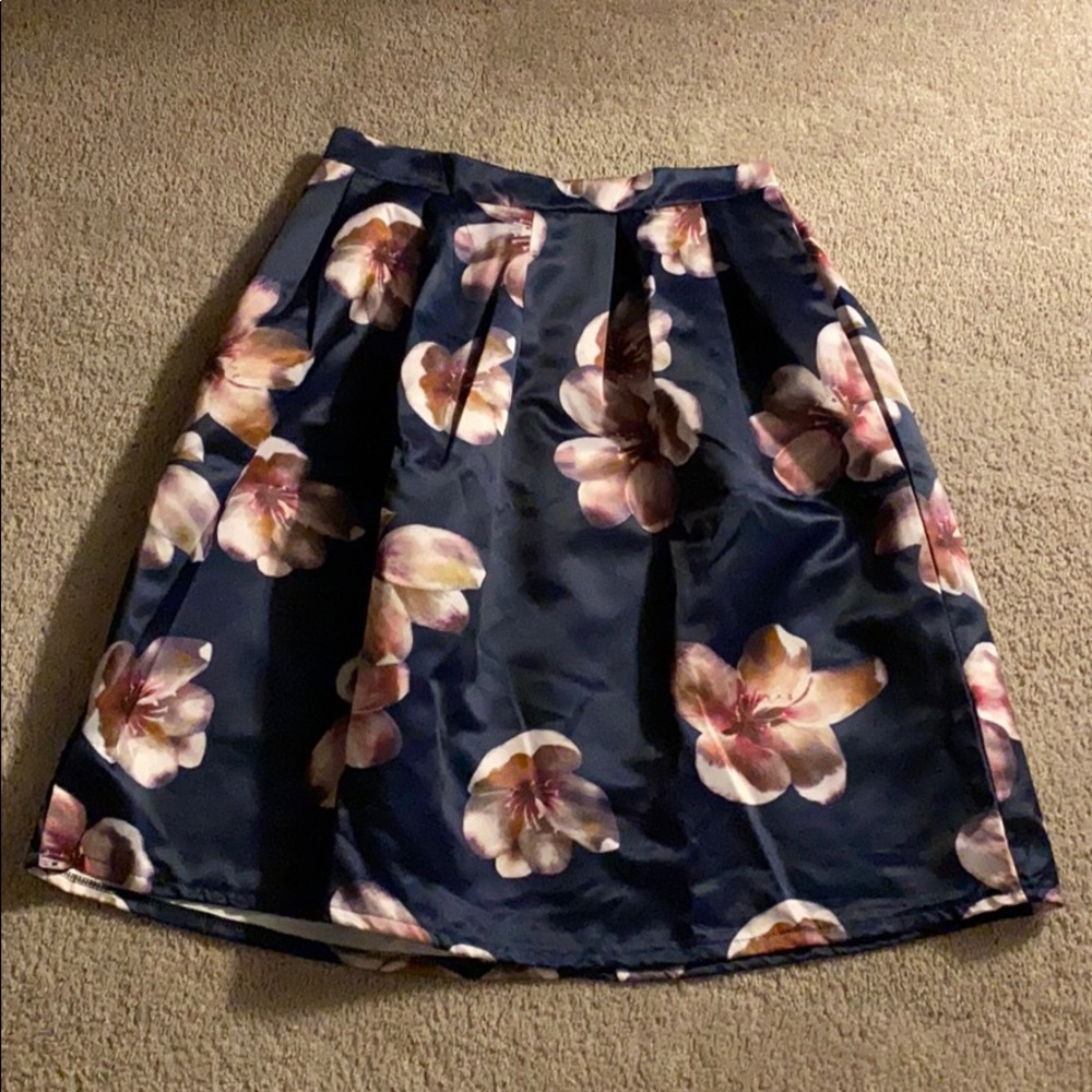 Midi skirt